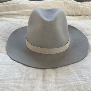 Kin the Label Wool Hat